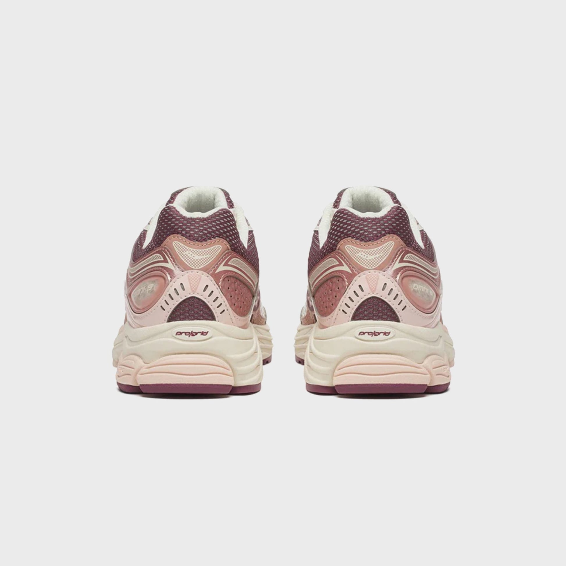 Saucony Progrid Omni 9 - Ivory / Peony