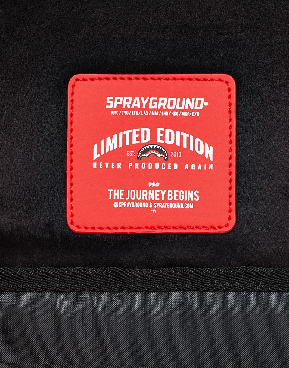 SPRAYGROUND COYOTE VS ROADRUNNER SHARK