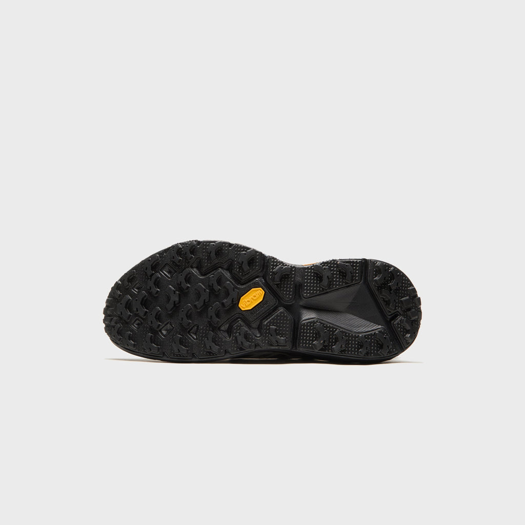 HOKA U Speedgoat 2 TS - Black / Stardust