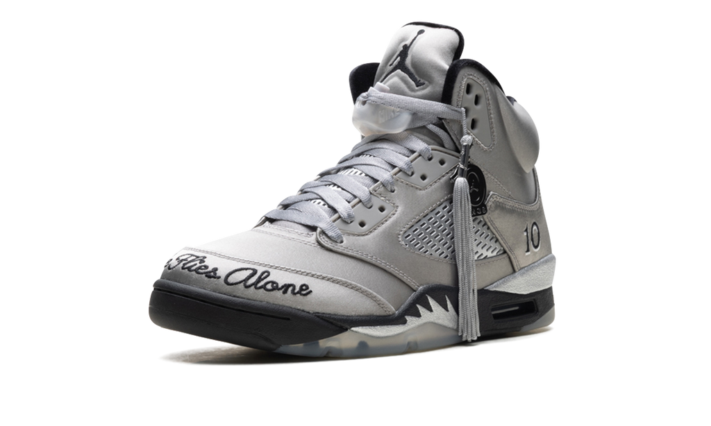 Air Jordan 5 Retro WMNS "Wings (2025)" IO2038 001