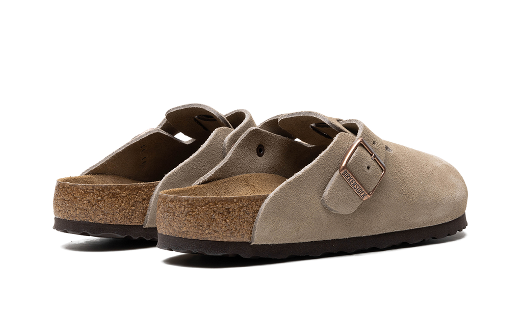 Boston Soft Footbed "Suede Taupe" 560771