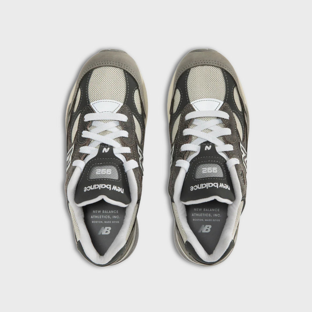 New Balance Made in USA 992 - Shadow Grey / Team Away Grey / Turtledove