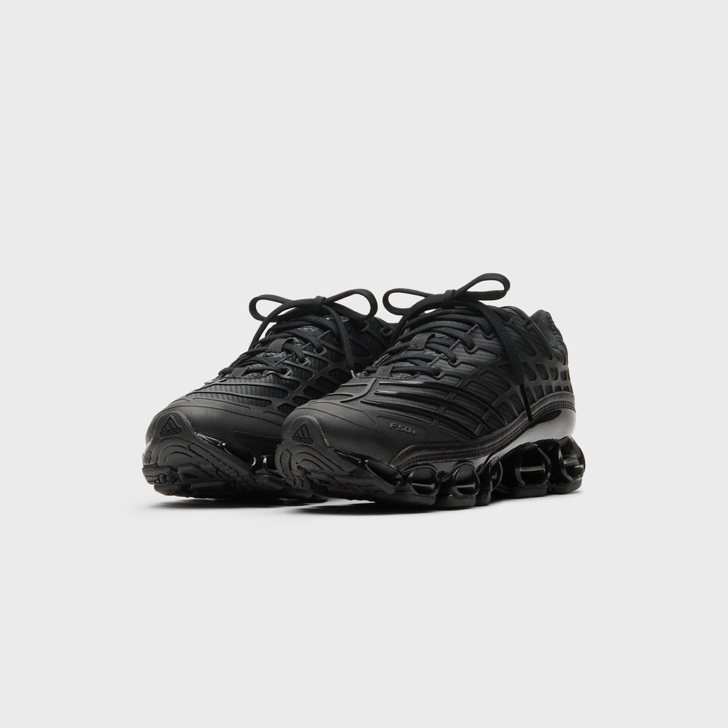 adidas Megaride F50 - Core Black / Iron Metallic