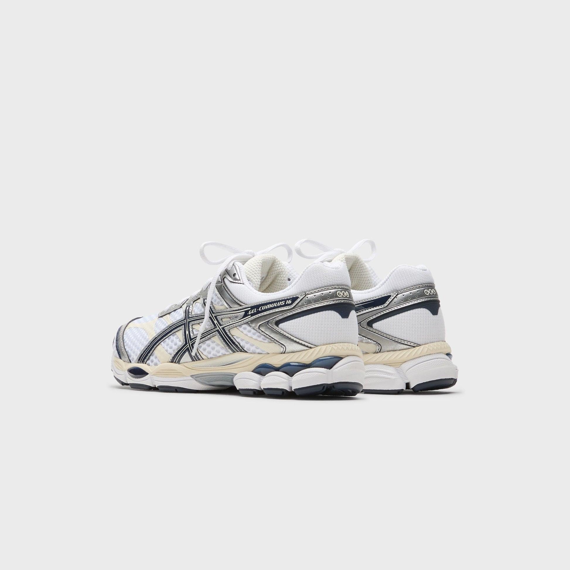 ASICS Gel-Cumulus 16 - White / Midnight