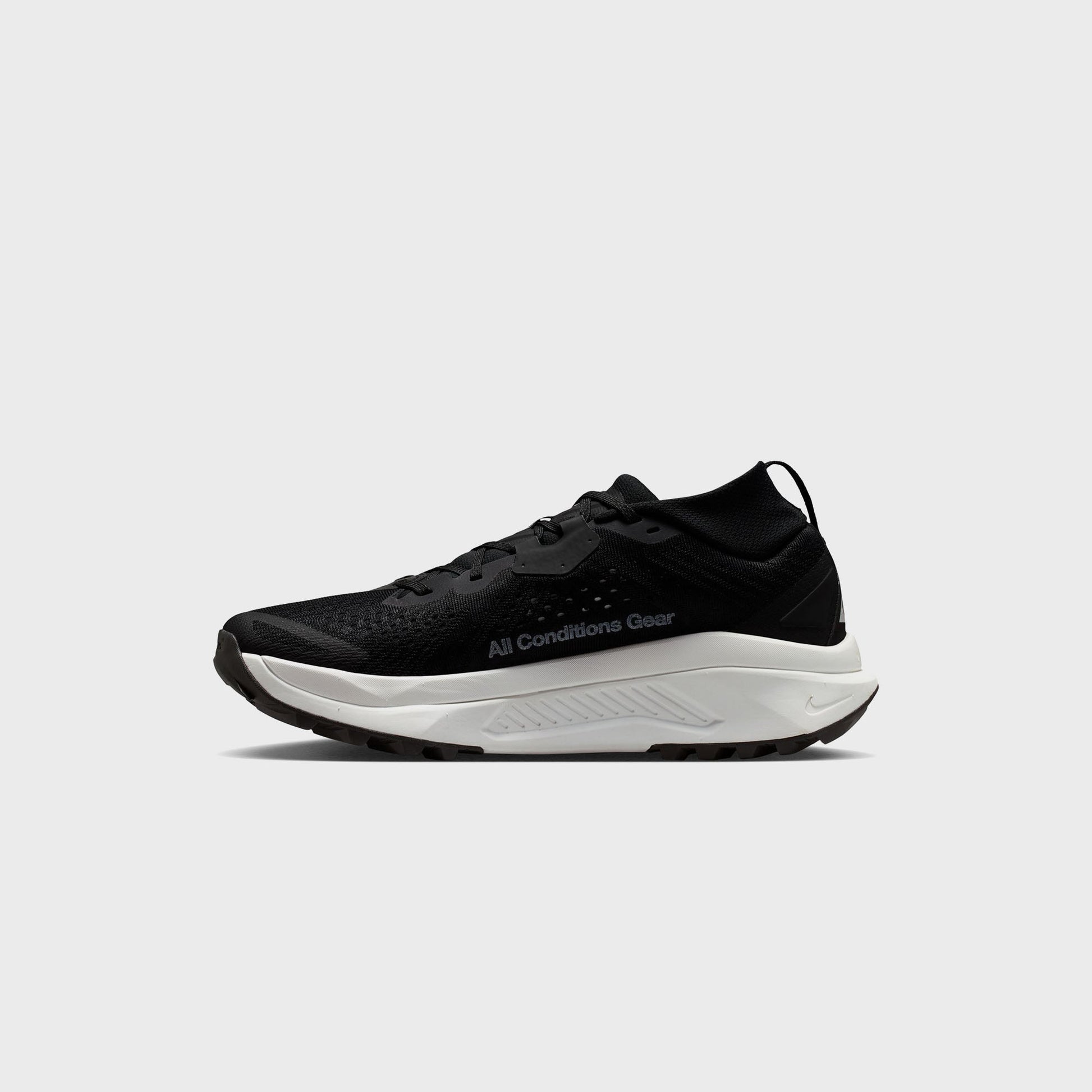 Nike ACG Zegama - Black / Safety Orange / Anthracite / Summit White