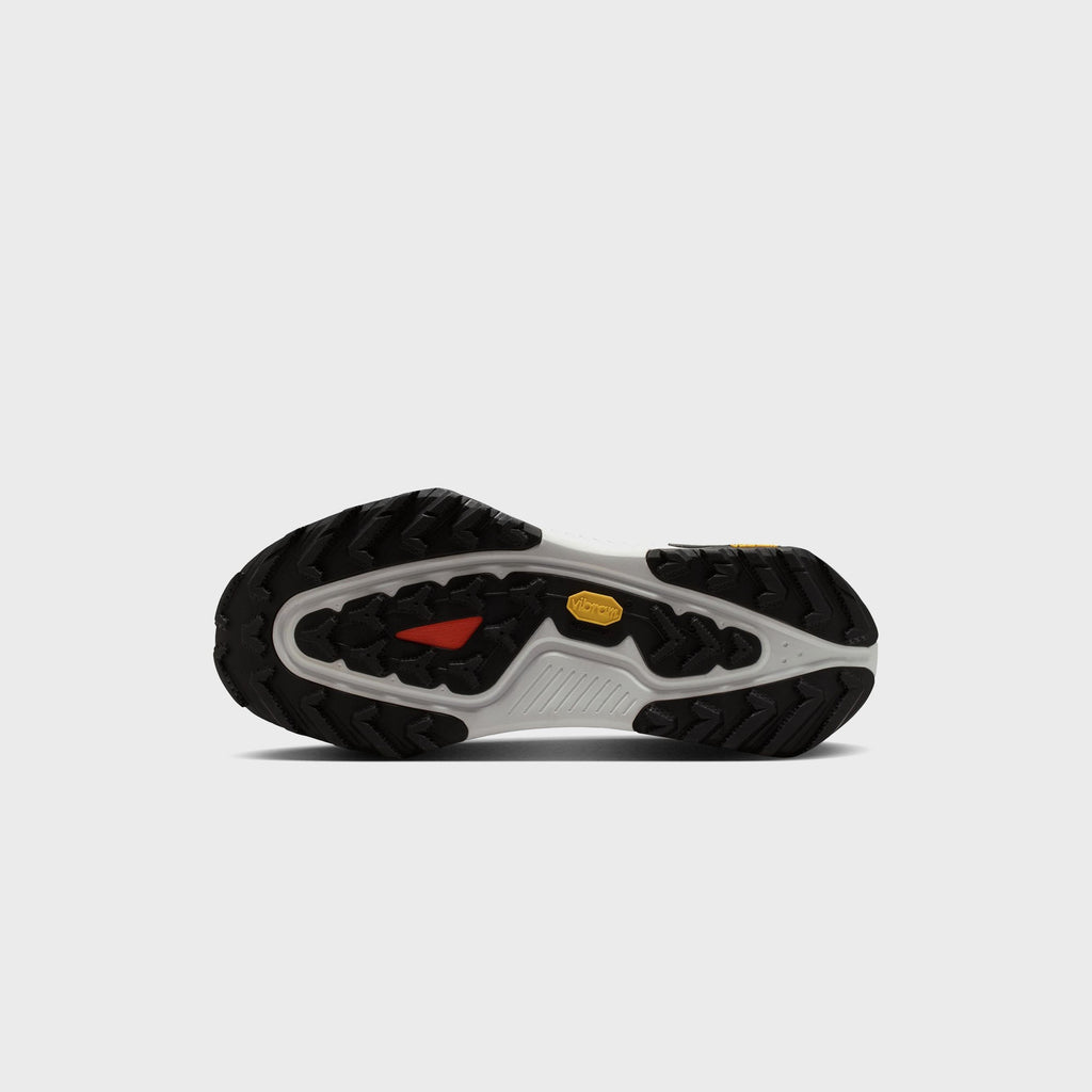 Nike ACG Zegama - Black / Safety Orange / Anthracite / Summit White