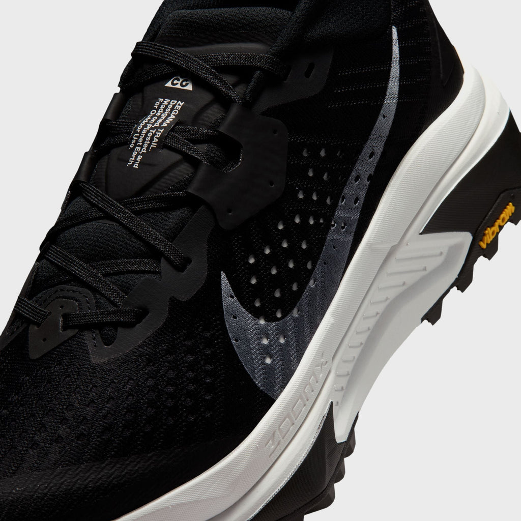 Nike ACG Zegama - Black / Safety Orange / Anthracite / Summit White