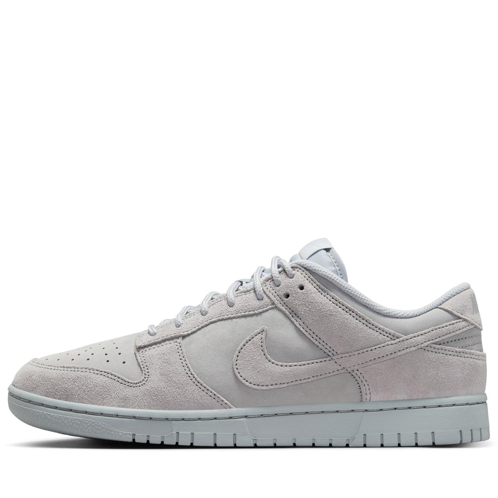 Nike Dunk Low Retro SE - Wolf Grey/Wolf Grey