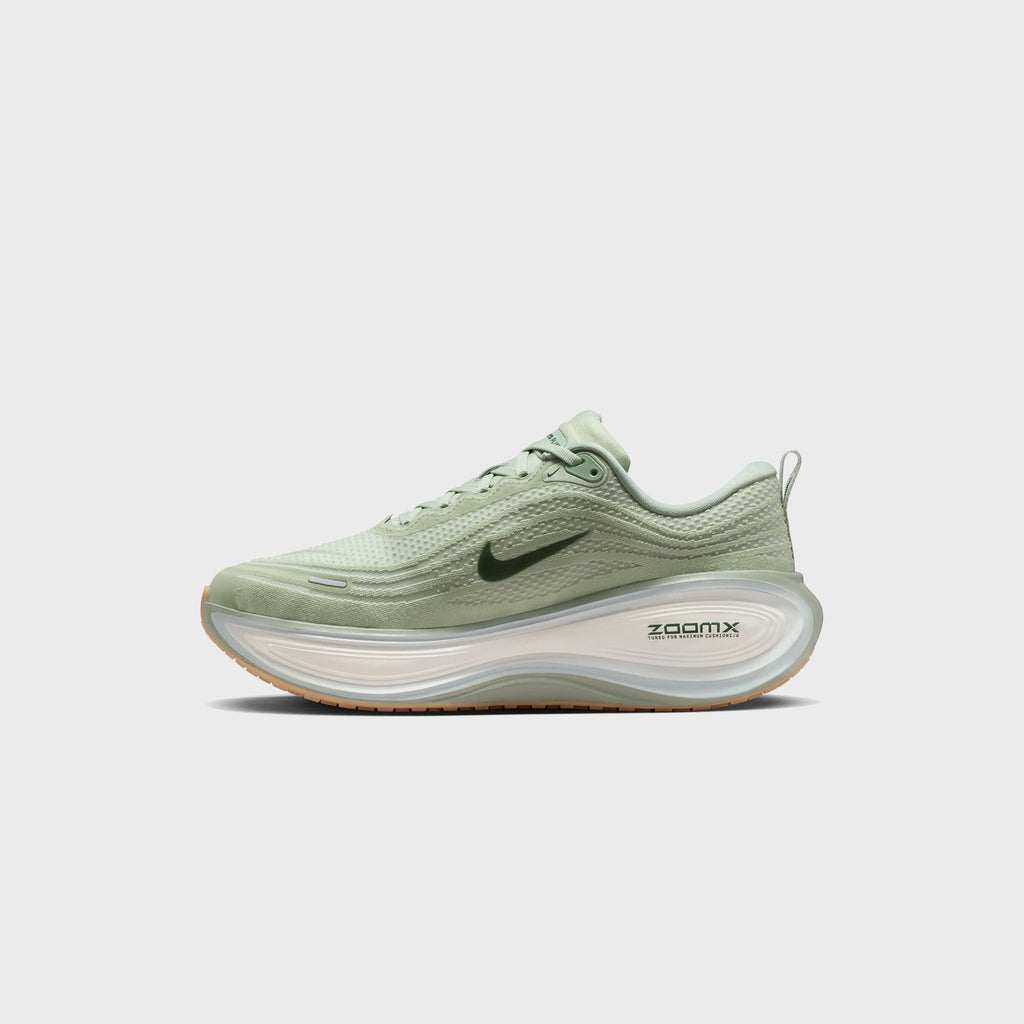 Nike Vomero Plus - Jade Horizon / Sail / Light Silver / Black Spruce