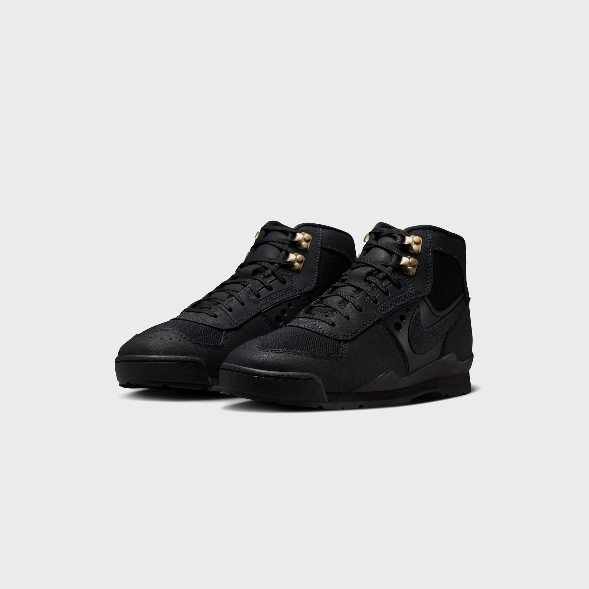 Nike Baltoro SP - Black / Gold