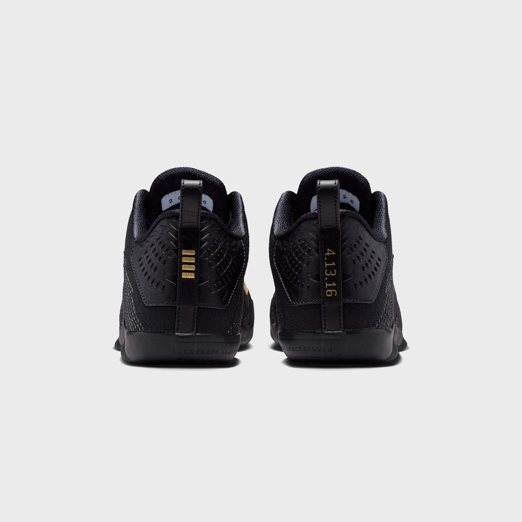 Nike Kobe 11 Elite Protro - Black / Metallic Gold