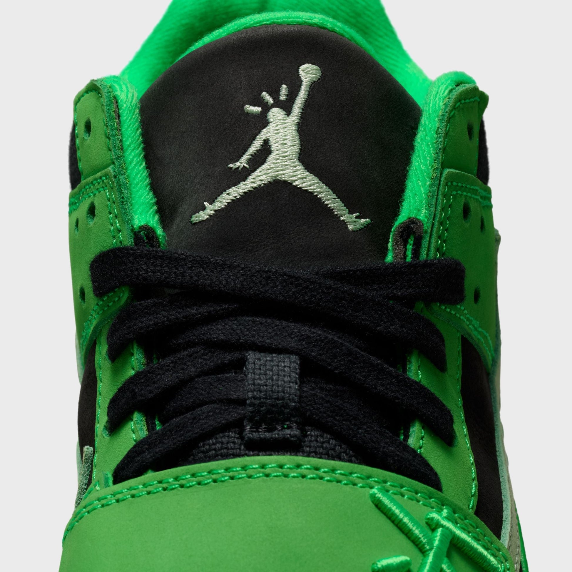 Jordan x Travis Scott Jumpman Jack TR - Green Spark / Vapor Green / Black
