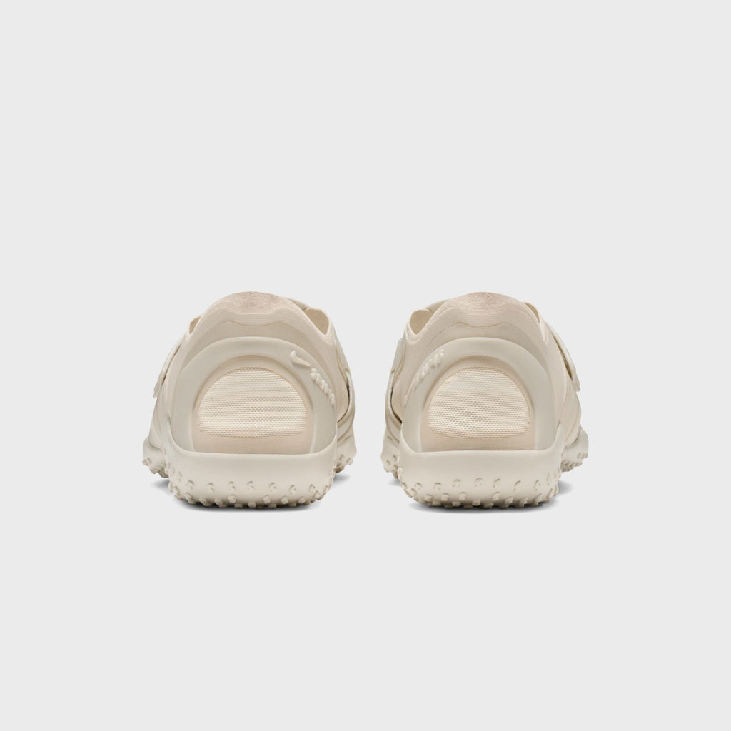 NikeSKIMS WMNS Rift Mesh - Light Bone / Light Orewood Brown