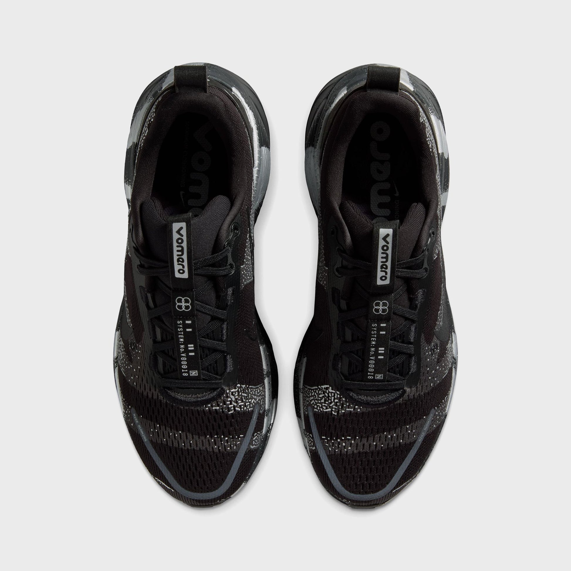 Nike Vomero 18 - Iron Grey / Light Smoke Grey / Black