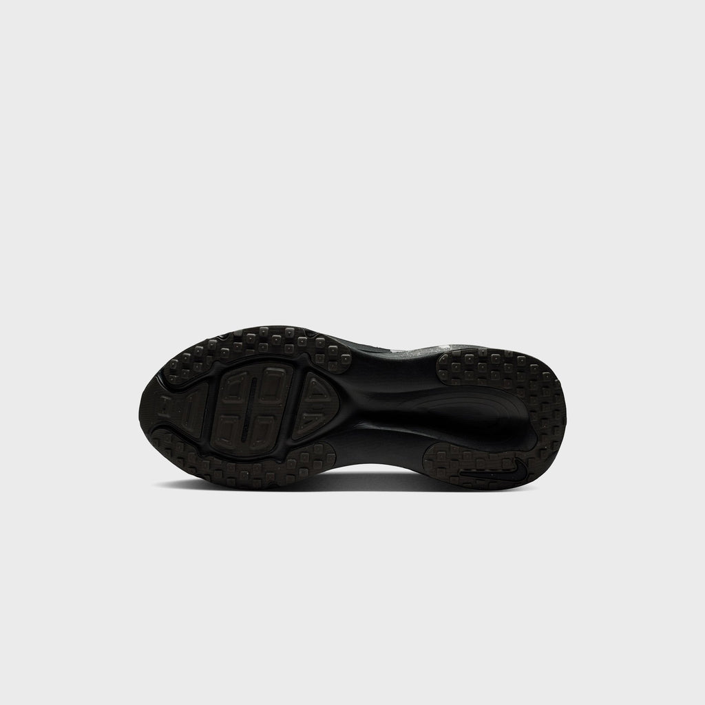 Nike Vomero 18 - Iron Grey / Light Smoke Grey / Black