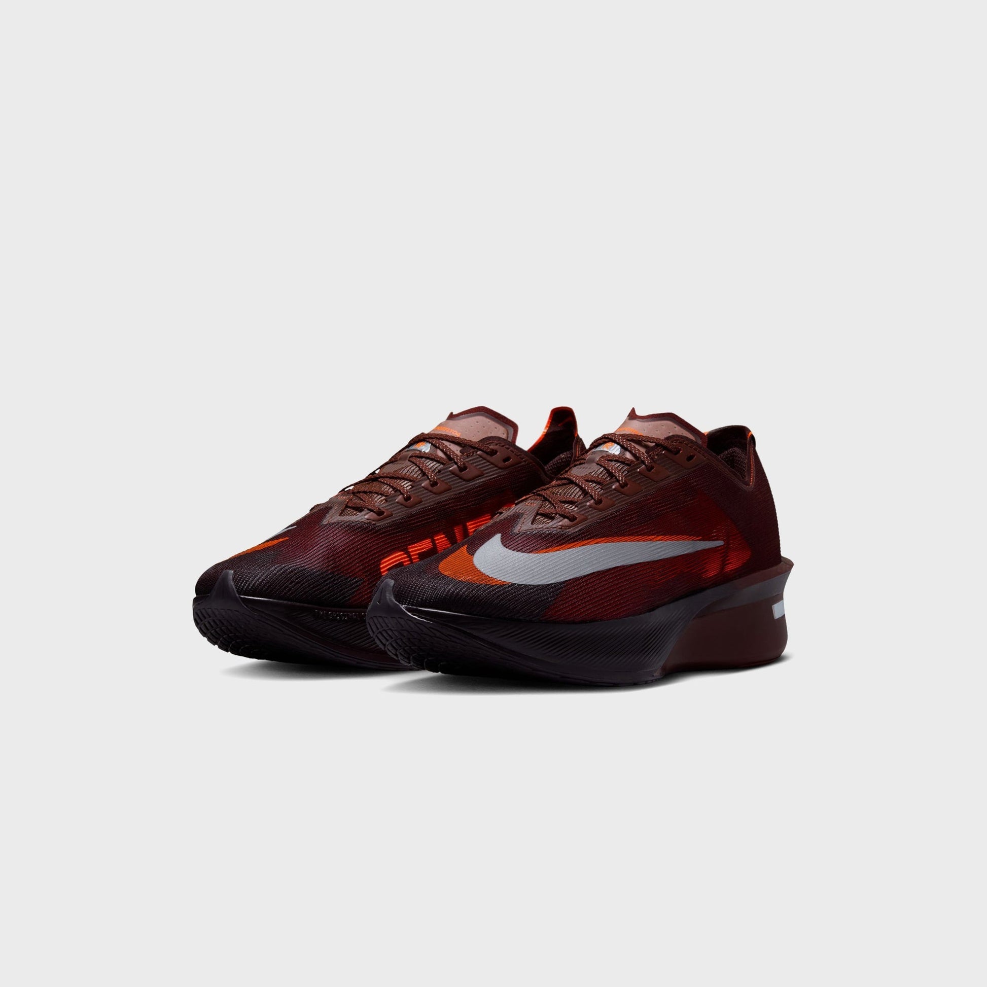 Nike x Renegade Running ZoomX Vaporfly Next 4 - Brown Basalt / Hyper Crimson