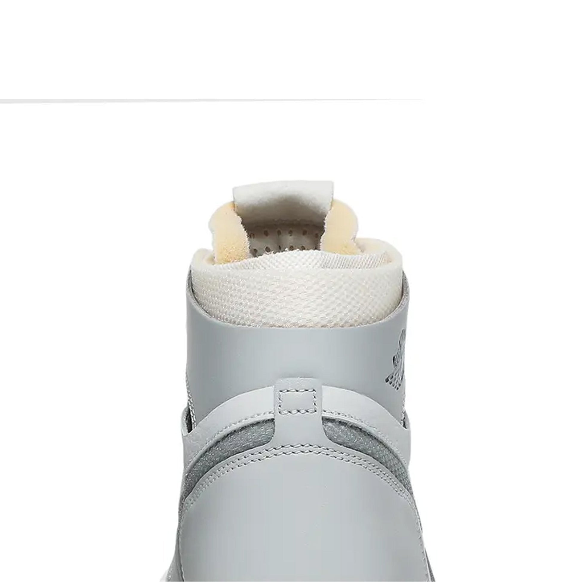 Air Jordan 1 Zoom CMFT 'Photon Dust'