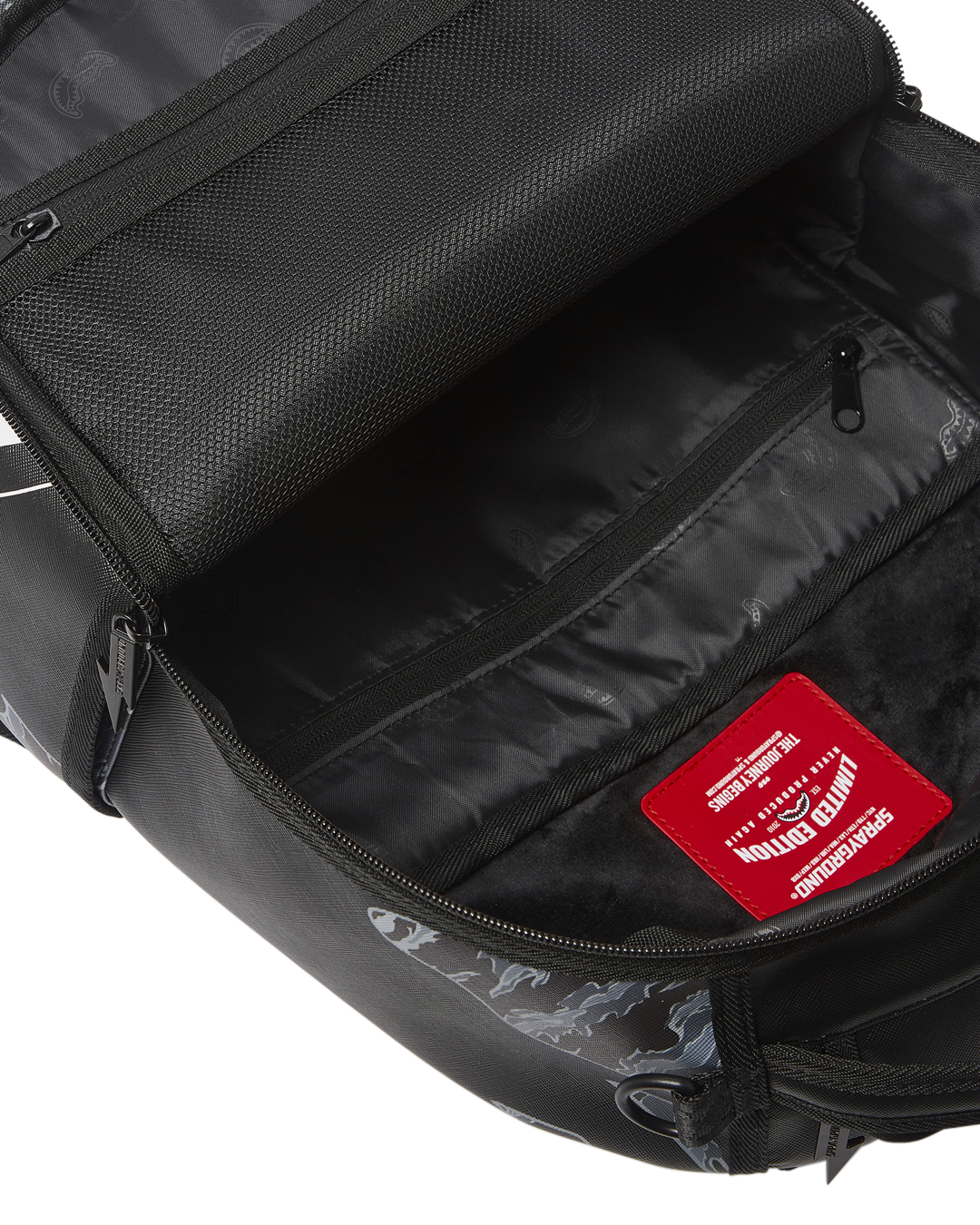 SPRAYGROUND DAZED AND SHARK BACKPACK (DLXV)
