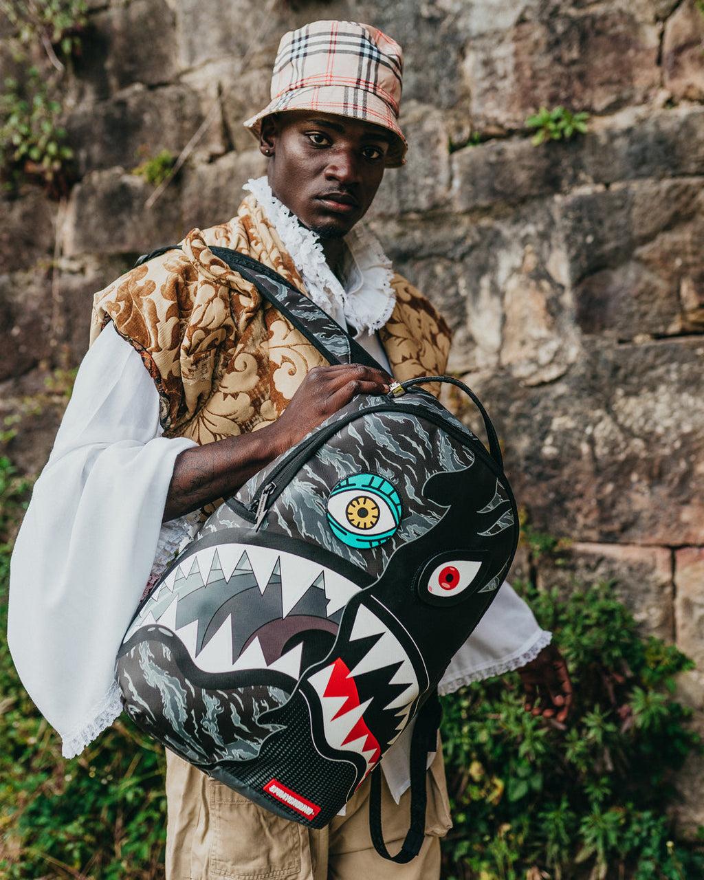 SPRAYGROUND DAZED AND SHARK BACKPACK (DLXV)