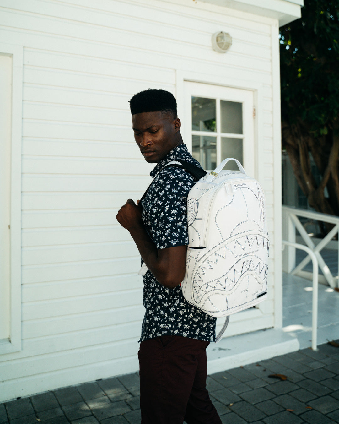 SPRAYGROUND TECHNICAL CUT & SHARK BACKPACK (DLXV)