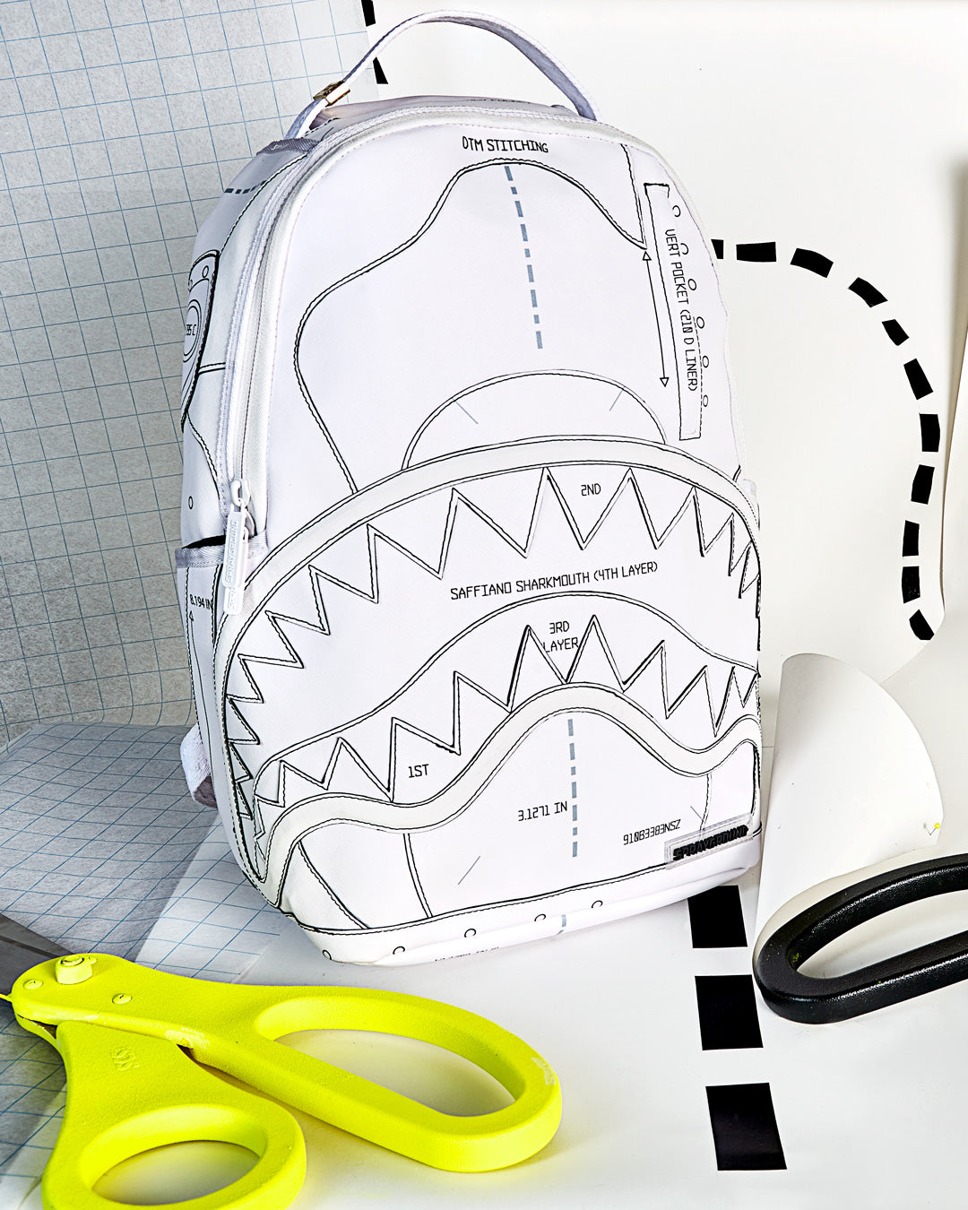SPRAYGROUND TECHNICAL CUT & SHARK BACKPACK (DLXV)