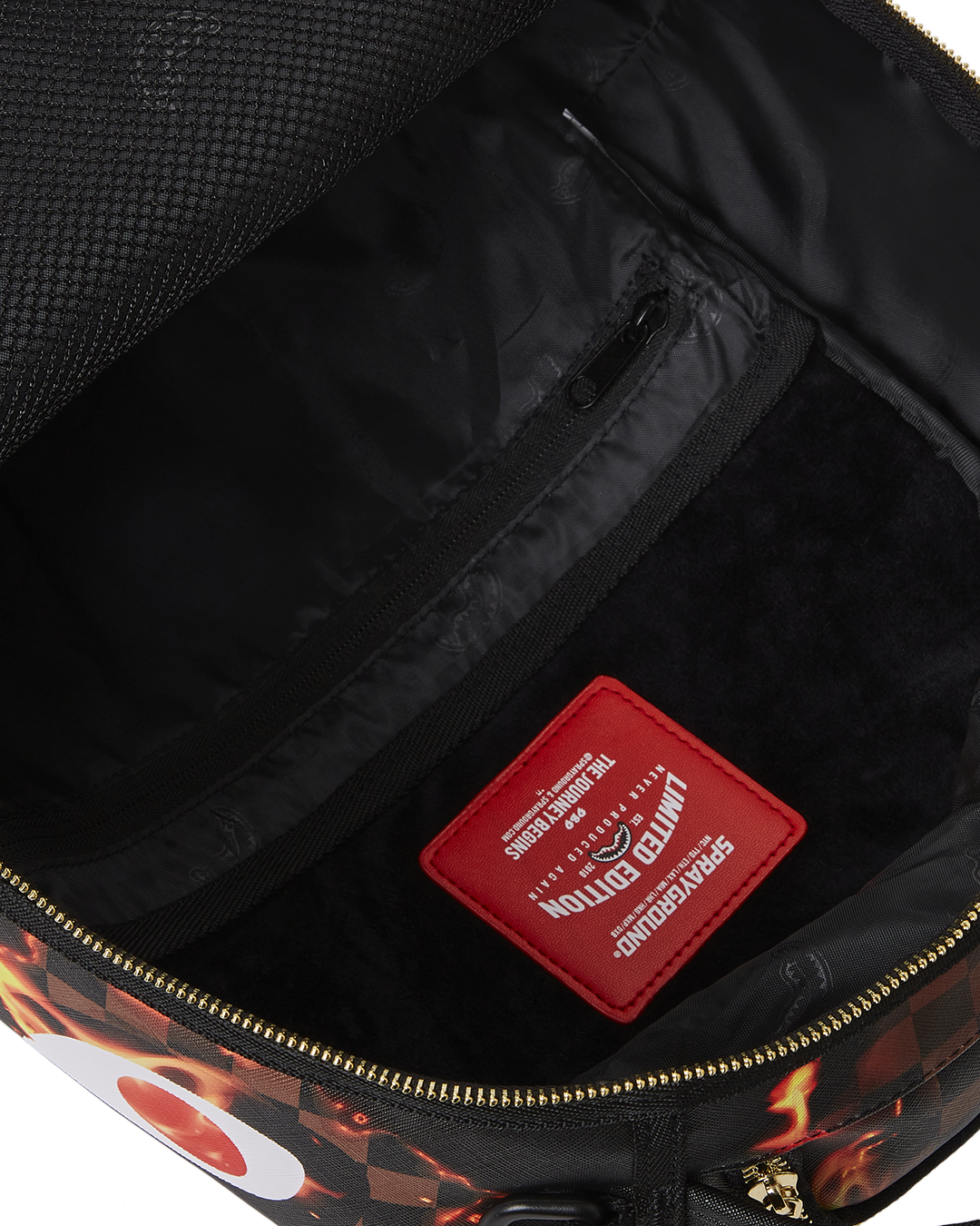 SPRAYGROUND SHARKS IN PARIS UNSTOPPABLE BACKPACK (DLXV)