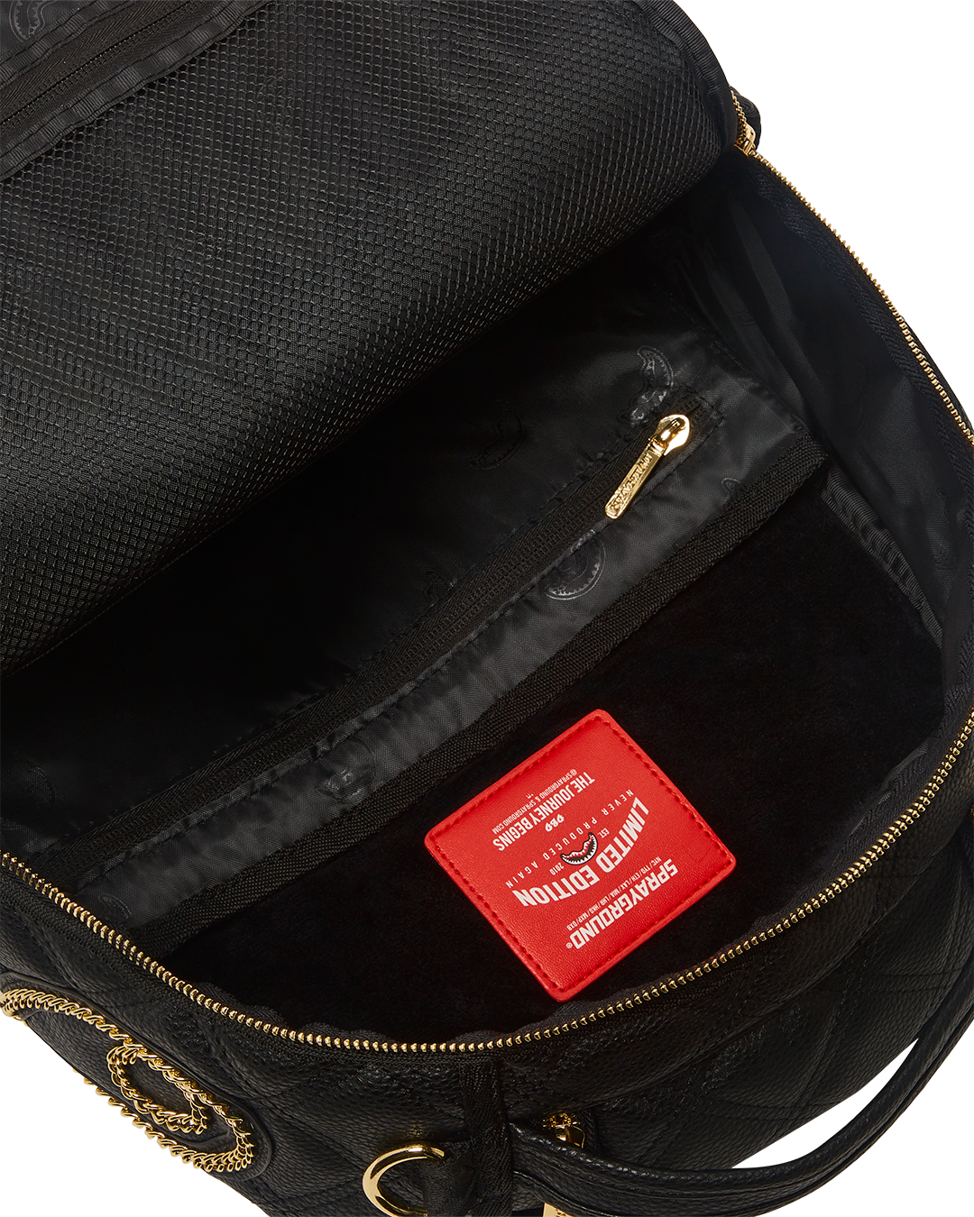 SPRAYGROUND NOIR QUILT GOLD CHAIN SHARK BACKPACK (DLXV)