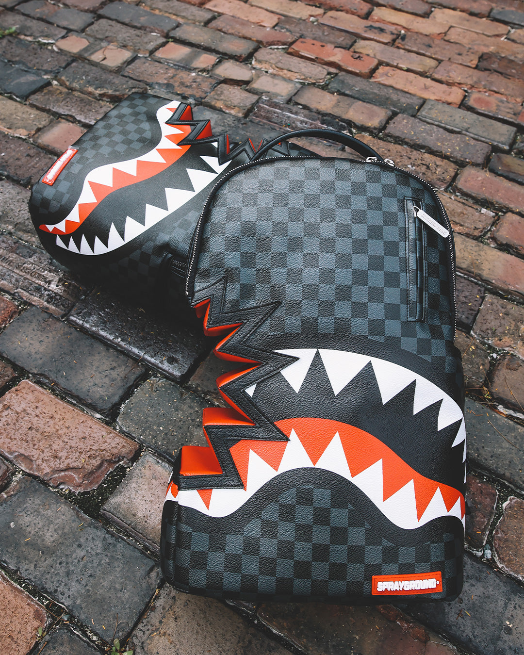SPRAYGROUND SHARK BITE SHARKS IN PARIS GRAY BACKPACK (DLXV)