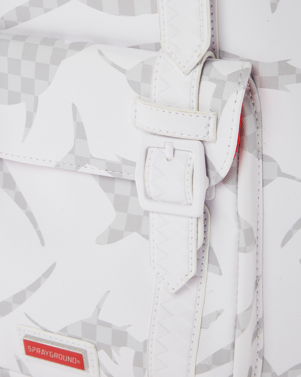 SPRAYGROUND SHARK CHECK (WHITE) HILLS BACKPACK