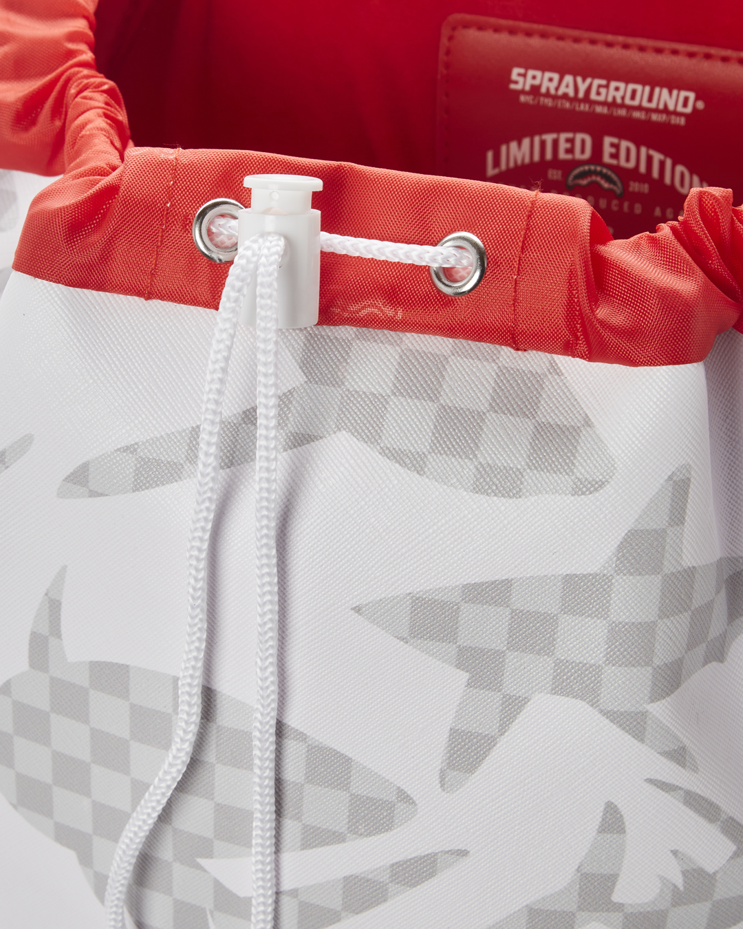 SPRAYGROUND SHARK CHECK (WHITE) HILLS BACKPACK