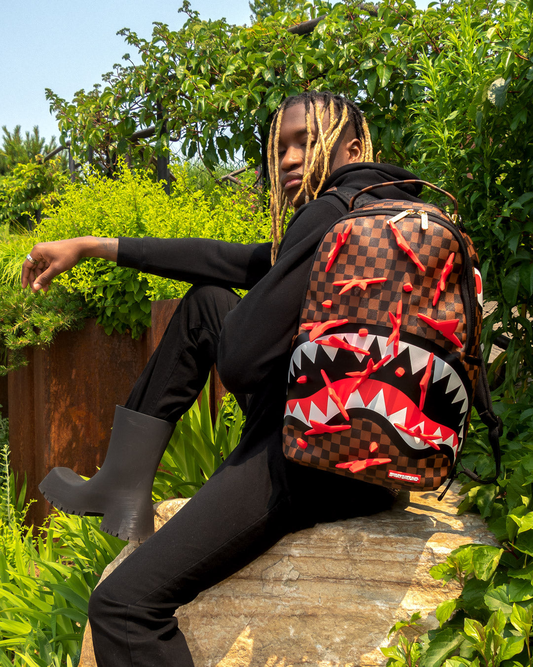SPRAYGROUND REAL 3D NINJA STARS SMASHED BACKPACK (DLXV)