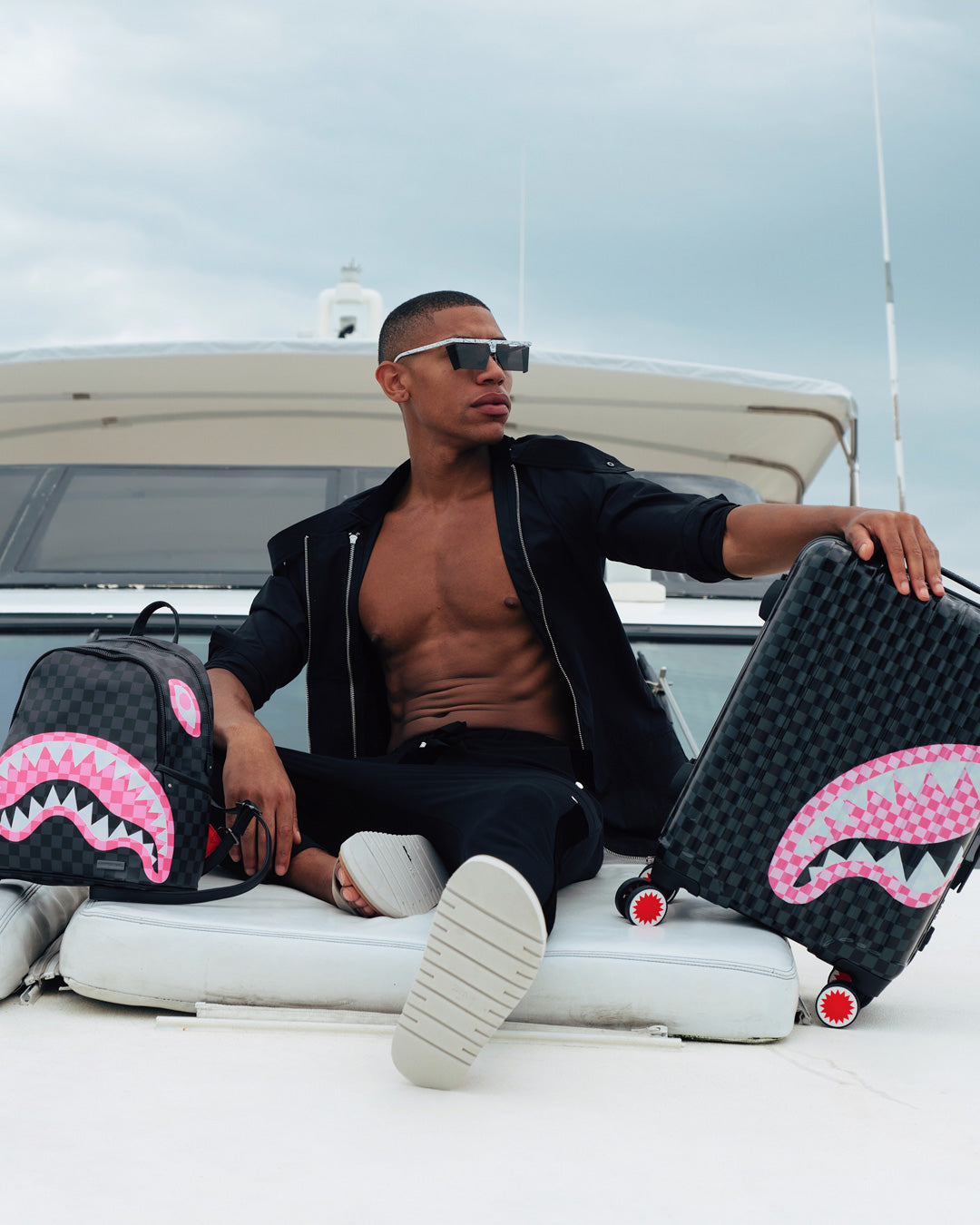 SPRAYGROUND SHARKS IN CANDY SAVAGE