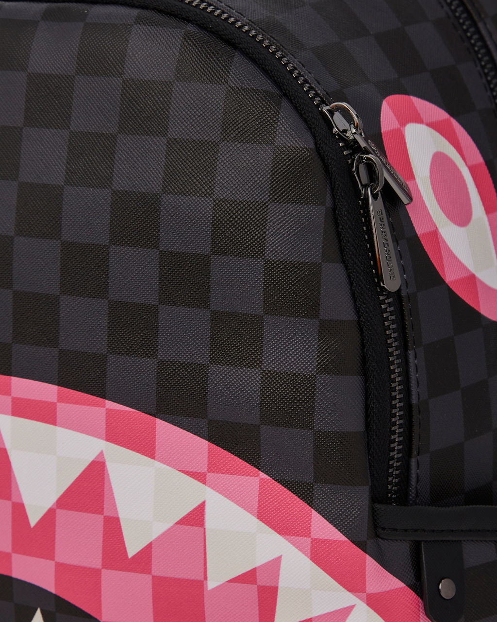 SPRAYGROUND SHARKS IN CANDY SAVAGE