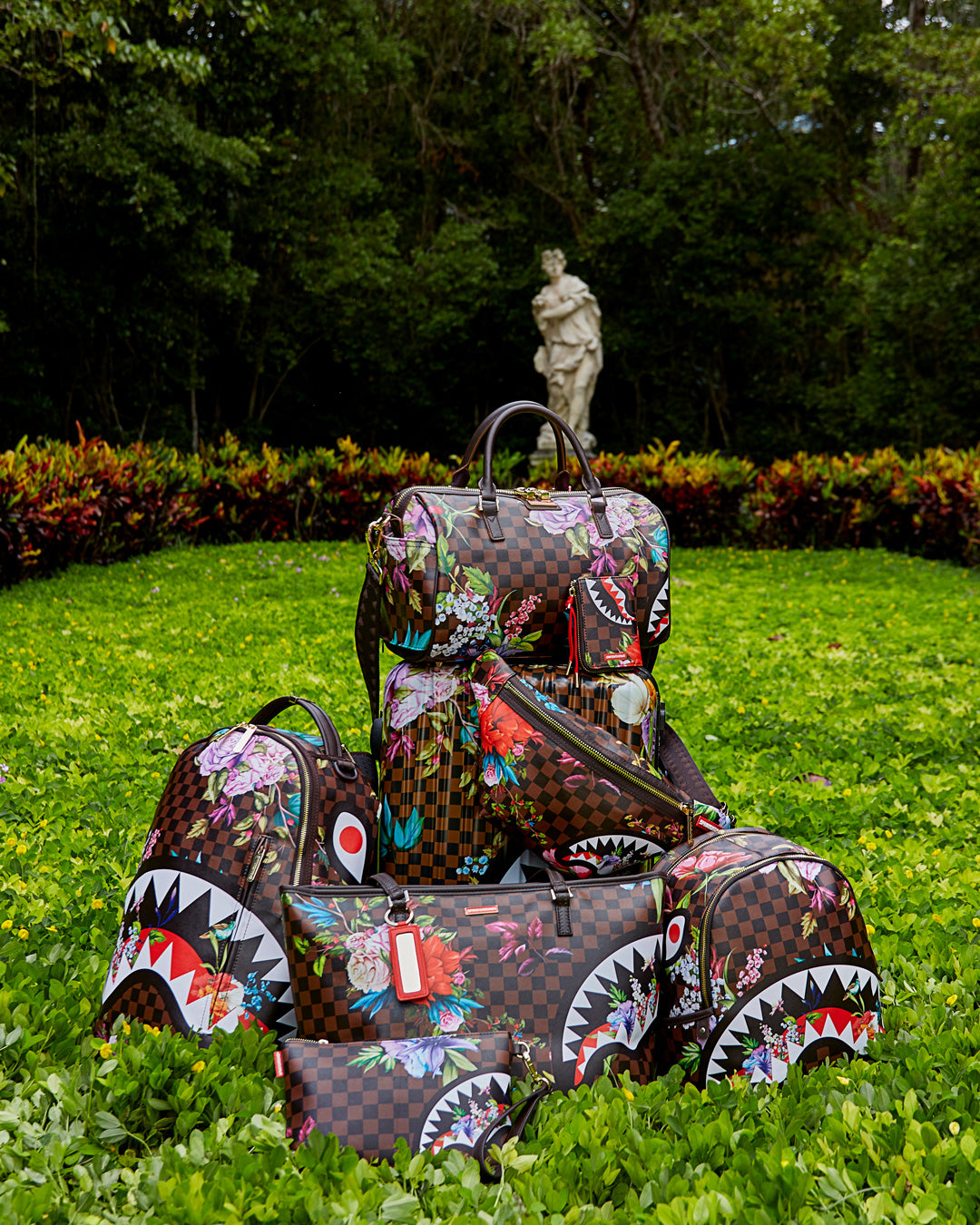 SPRAYGROUND GARDEN OF SHARKS SAVAGE BACKPACK