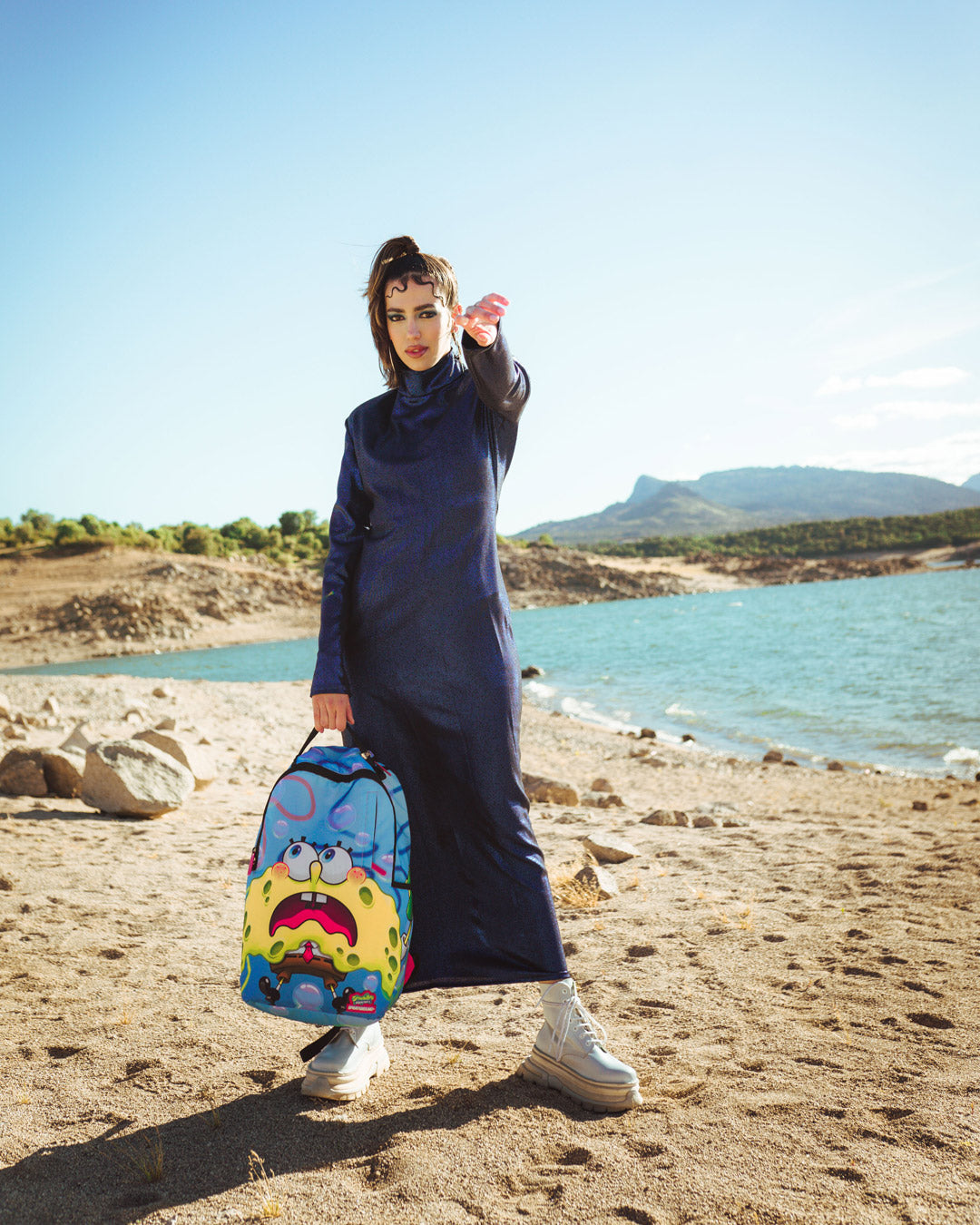 SPRAYGROUND SPONGEBOB SHARK SHAPE SPONGE (DLXR)