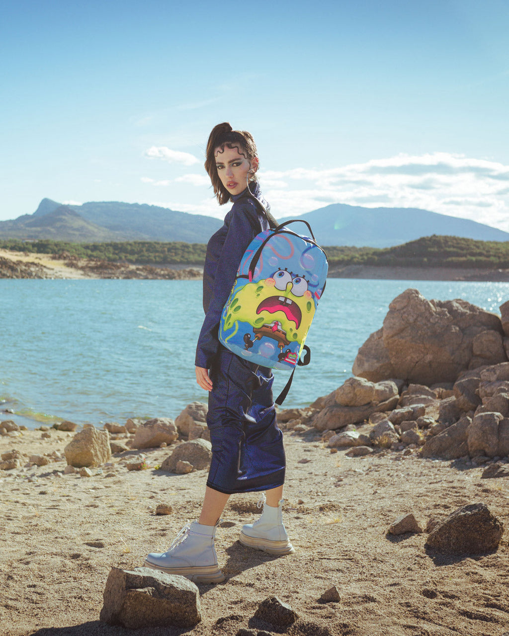 SPRAYGROUND SPONGEBOB SHARK SHAPE SPONGE (DLXR)