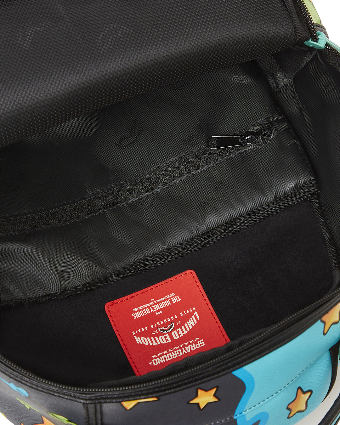 SPRAYGROUND DAZED & SHARK DOUBLE LIFE (WITH REMOVABLE EYE PATCHES)