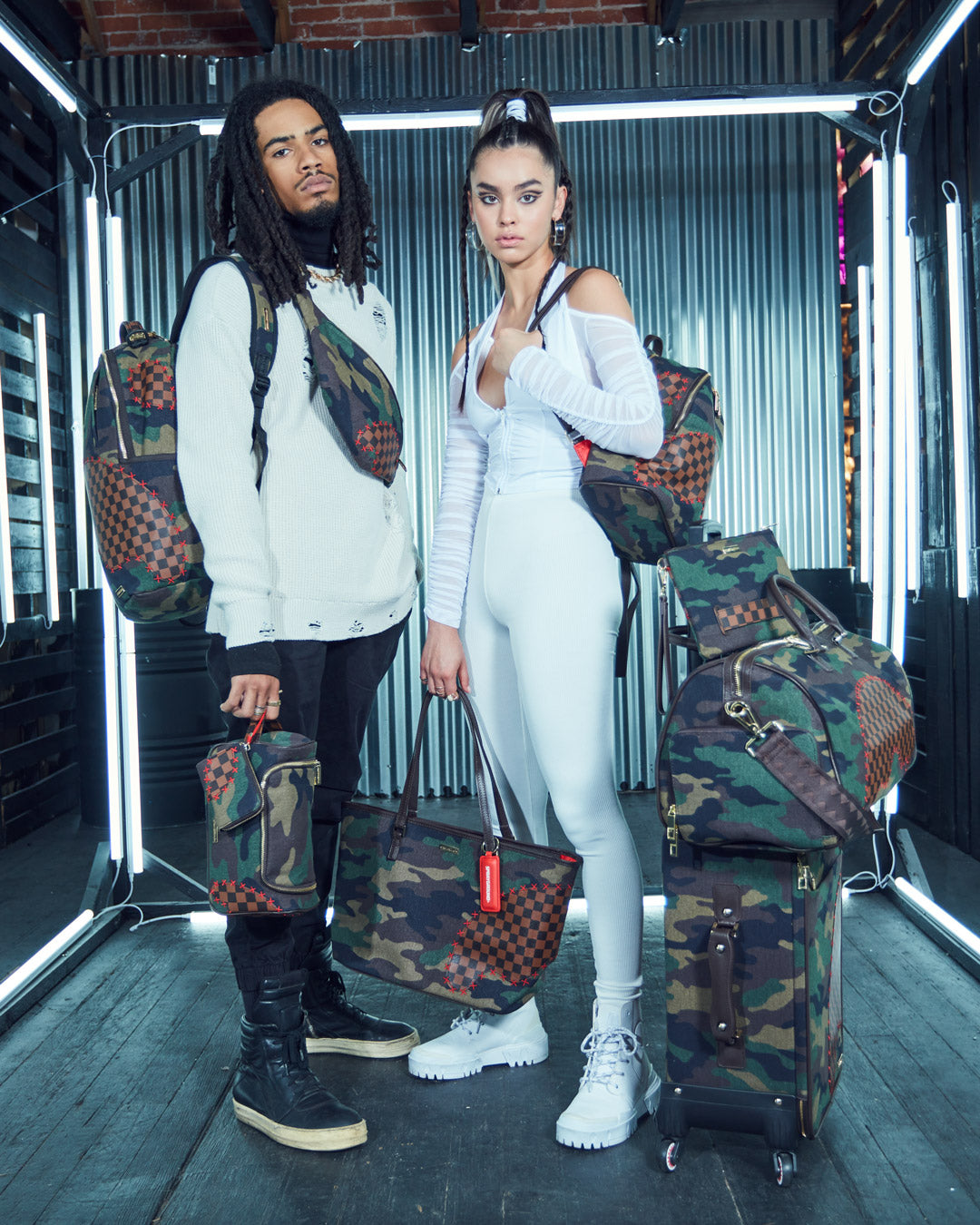 SPRAYGROUND THE PARADOXX SHARK SAVAGE