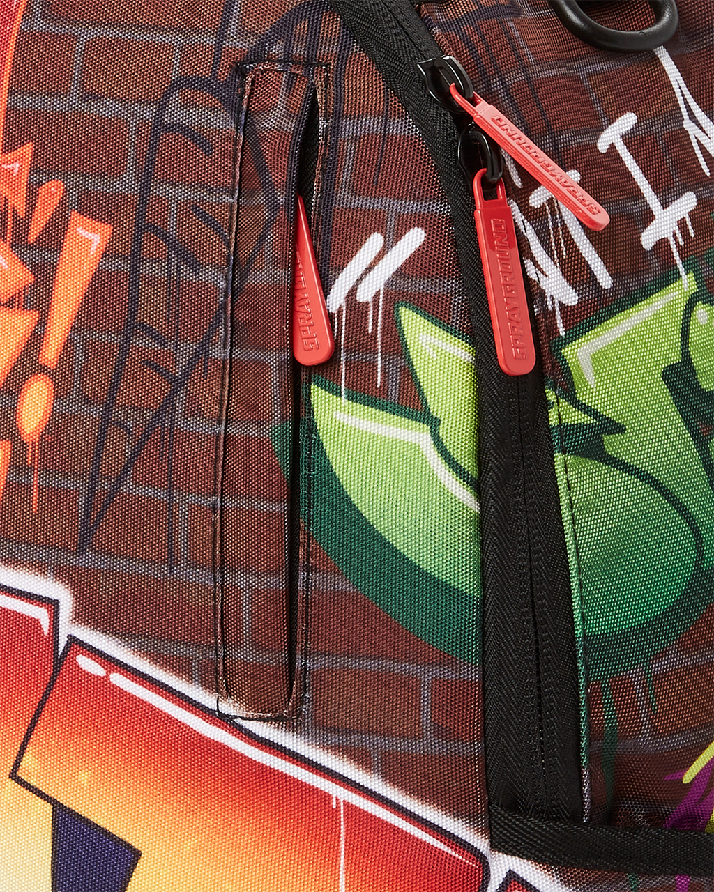 SPRAYGROUND BUGS MASTER CARROTS (DLXR)