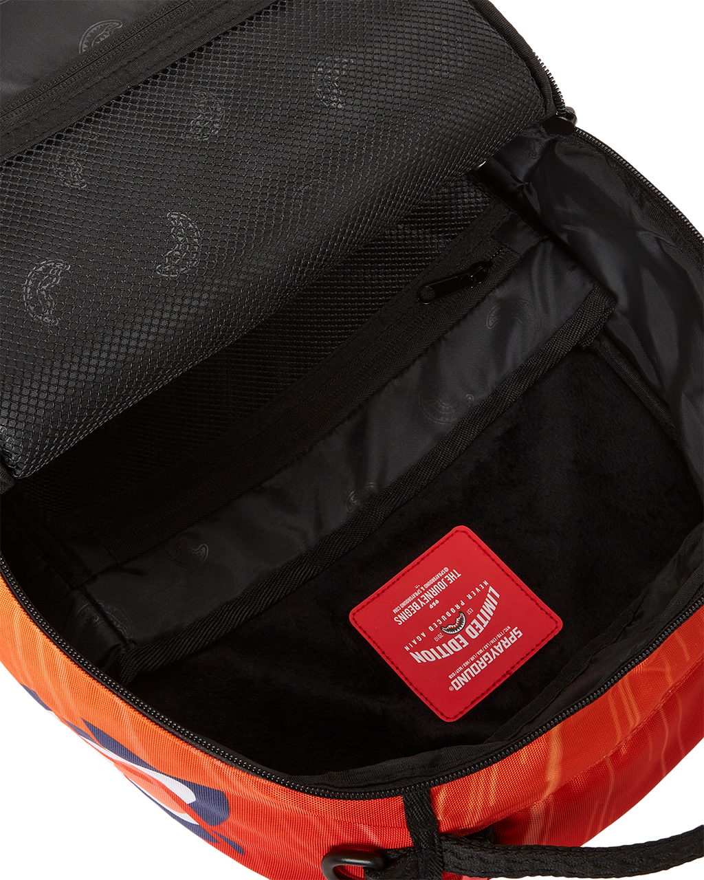 SPRAYGROUND NARUTO BUSTIN SHARK (DLXR)