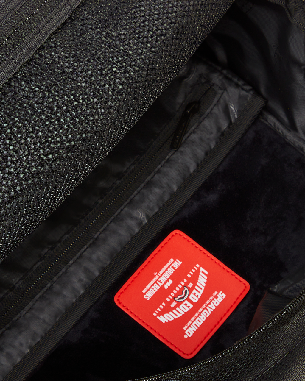SPRAYGROUND RICH ROVER CARGO SHARK BACKPACK (DLXV)