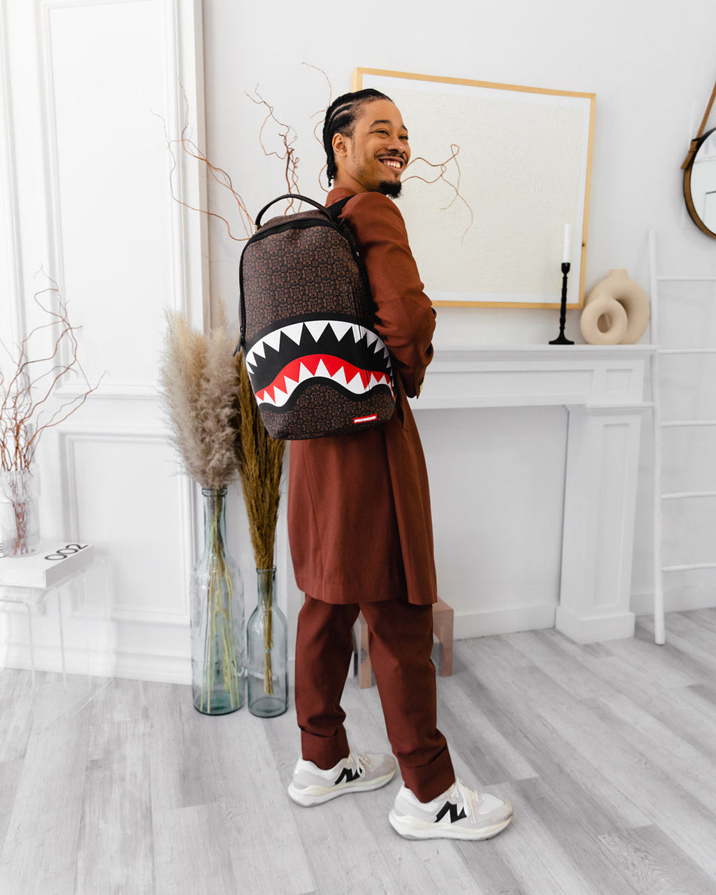 SPRAYGROUND FRENZY SHARKS BACKPACK (DLXV)