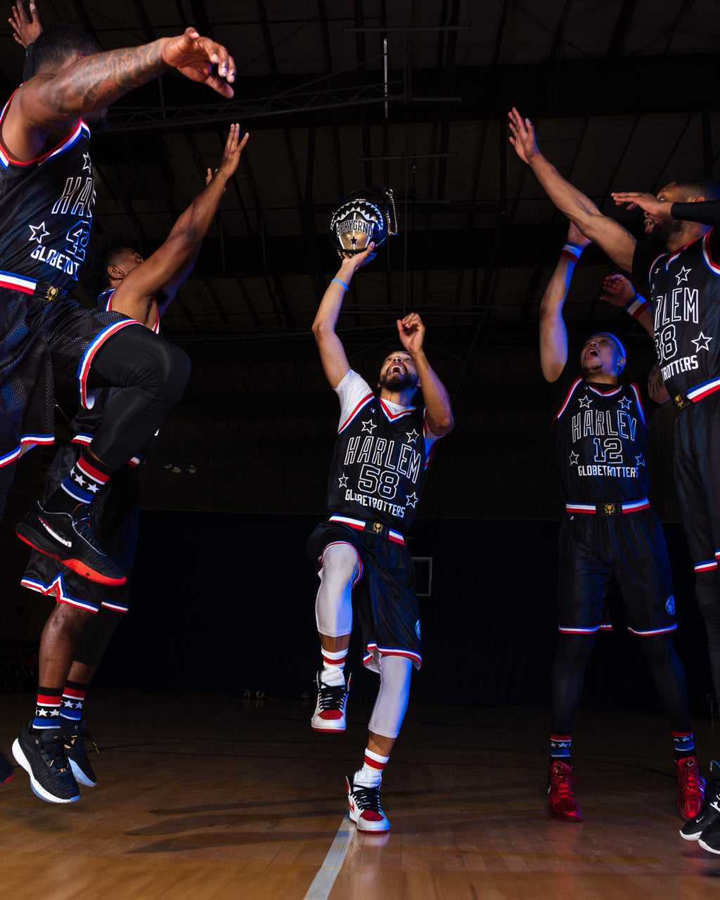SPRAYGROUND HARLEM GLOBETROTTERS BASKETBALL BAG