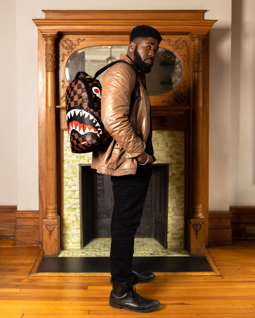 SPRAYGROUND SHARKS IN PARIS VANQUISH BACKPACK (DLXV)