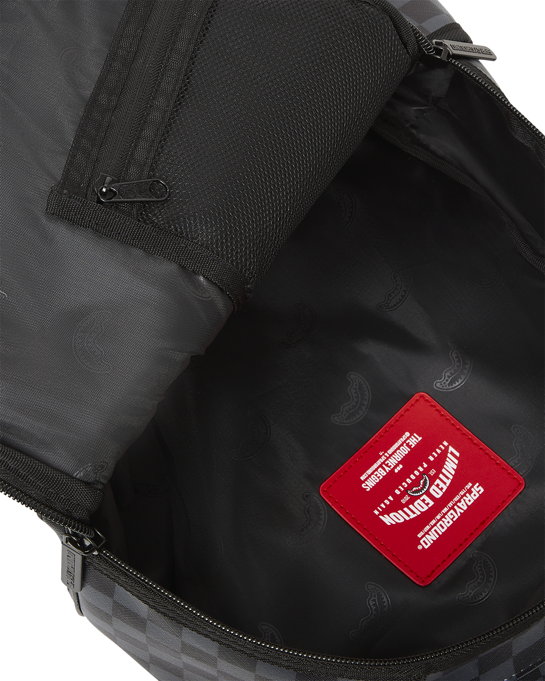 SPRAYGROUND DRAGON BALL Z KAMEHAMEHA SHARK BITE BACKPACK (DLXV)