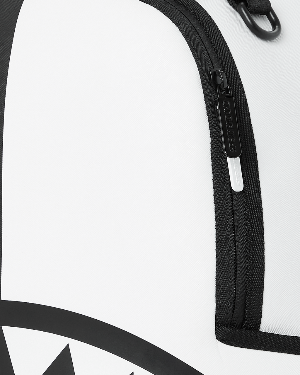 SPRAYGROUND SHARK CENTRAL SPLIT BACKPACK BLK/WHT (DLXV)