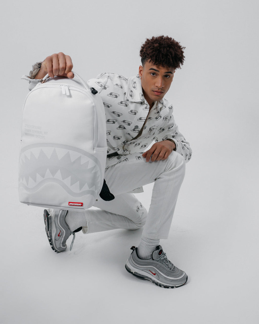 SPRAYGROUND SHARK CENTRAL BACKPACK WHT/WHT (DLXV)