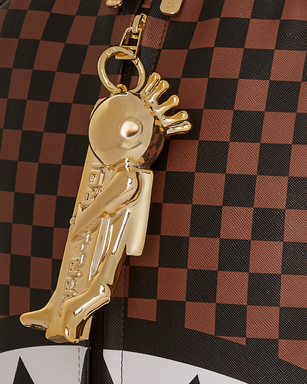 SPRAYGROUND ASTROMANE AS THE WORLD'S LARGEST ZIPPER PULLEY