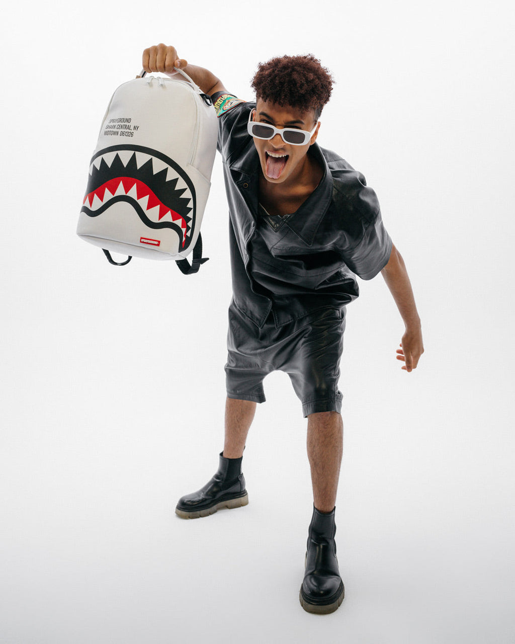 SPRAYGROUND SHARK CENTRAL (WHT) BACKPACK (DLXV)