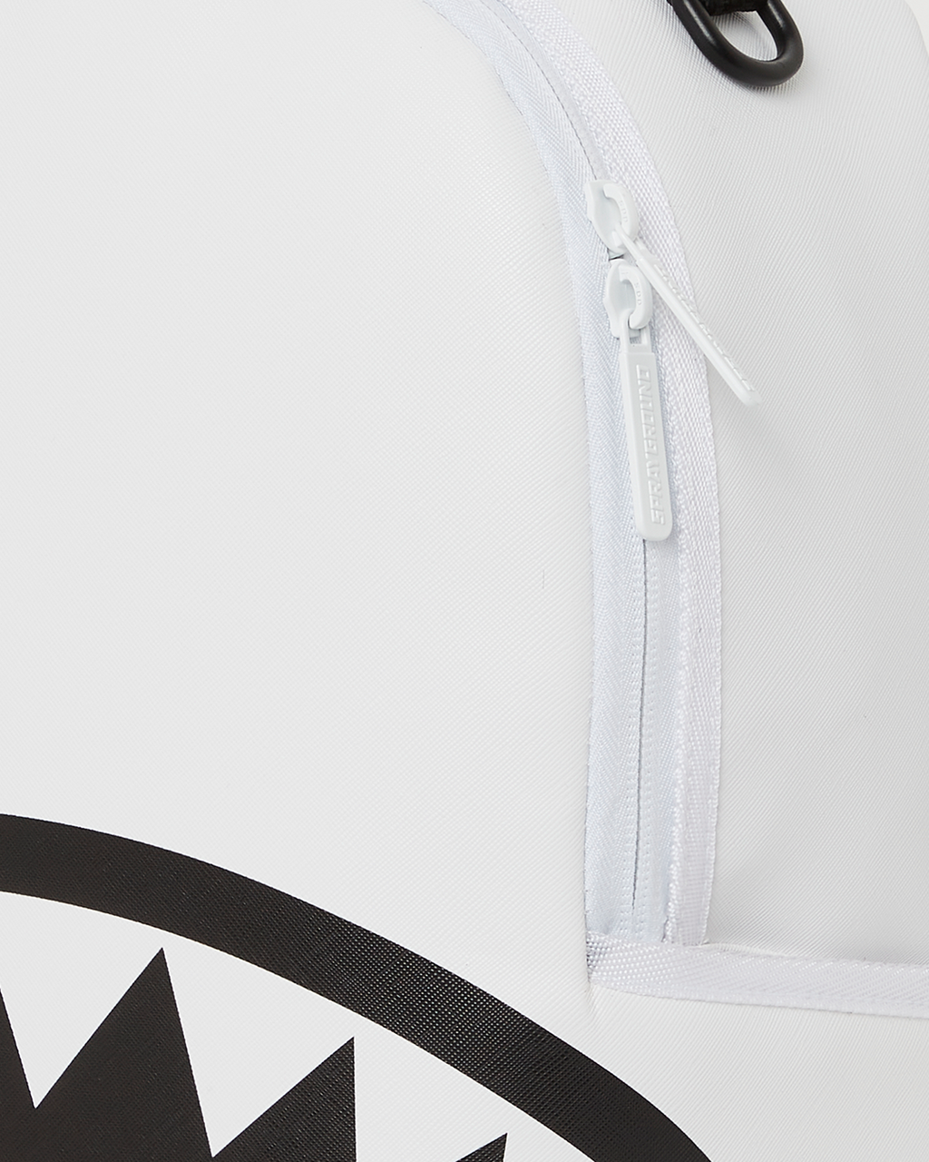 SPRAYGROUND SHARK CENTRAL (WHT) BACKPACK (DLXV)